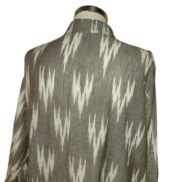 ZhenNymph Shirt Gray & White Ikat Pattern Button-Down High Low Size L jj3649 - Picture 8 of 8